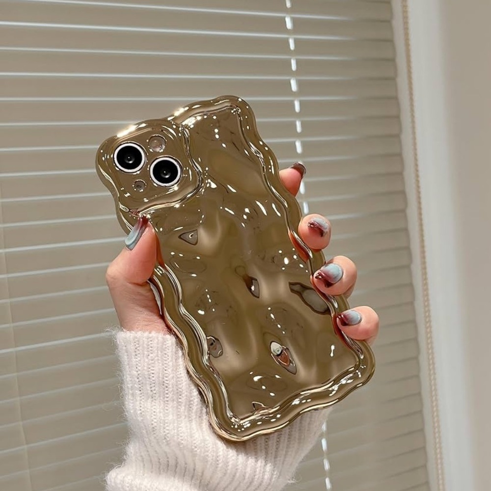 NWT Gold Wavy Phone Case iPhone 13 Max Pro
